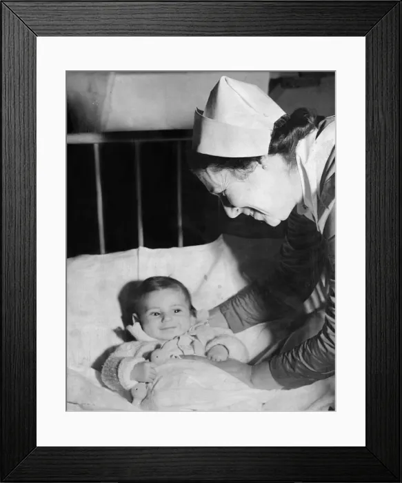 Framed Print : Michael David aged 5 months, a poor foundling who has been bombed from his home Framed Print : Michael David aged 5 months, a poor foundling who has been bombed from his home