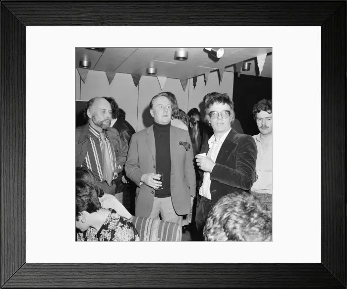 Framed Print : All Creatures Great and Small, Wrap Party at the end of filming a successful first series Framed Print : All Creatures Great and Small, Wrap Party at the end of filming a successful first series