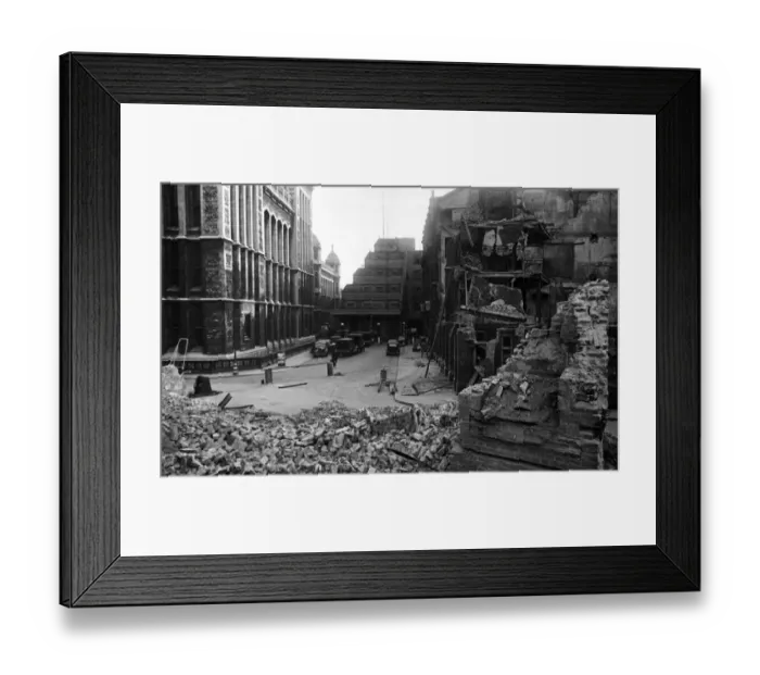 Framed Print : Bomb damage at Fetter Lane, London. Geraldine House, the Daily Mirror offices Framed Print : Bomb damage at Fetter Lane, London. Geraldine House, the Daily Mirror offices