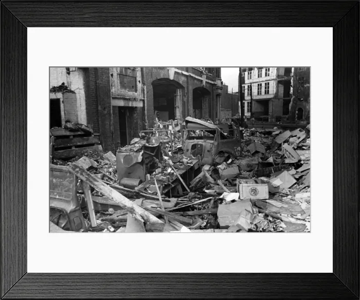 Framed Print : The Second Great Fire of London. Fire and H. E blitz. Fire appliances Framed Print : The Second Great Fire of London. Fire and H. E blitz. Fire appliances