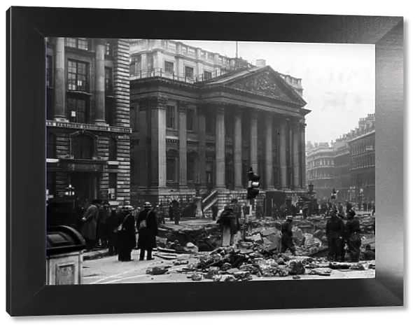 Second Great Fire of London. Scenes outside the Bank of England. December 1940