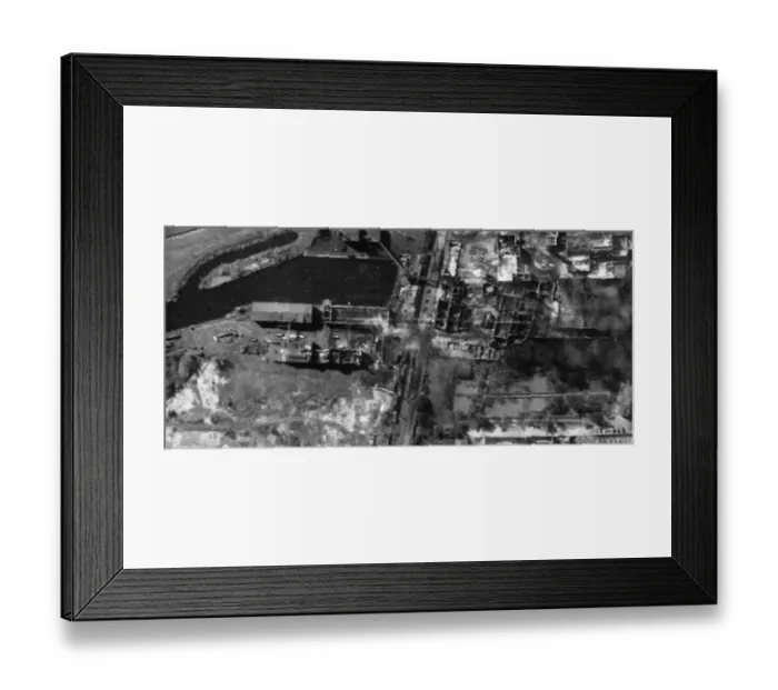 Framed Print : Heavy bomb damage at Stettin after R. A. F. attack on the Paul Julius Stahlberg Oel Fabrik