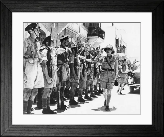 Framed Print : Gen. Catroux and Gen. Le Gentilhomme (in rear) inspecting a guard of honour on arrival Framed Print : Gen. Catroux and Gen. Le Gentilhomme (in rear) inspecting a guard of honour on arrival