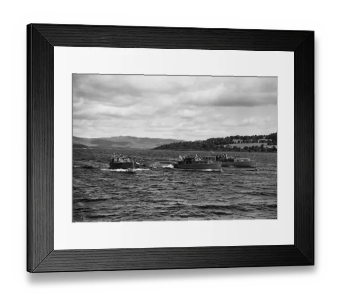 Framed Print : To counter possible attempts by the enemy to land troops on Scottish lochs, by seaplanes