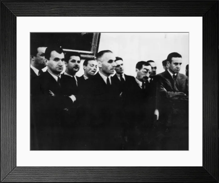 Framed Print : Signing the Armistice between the Soviet Union, United States of America