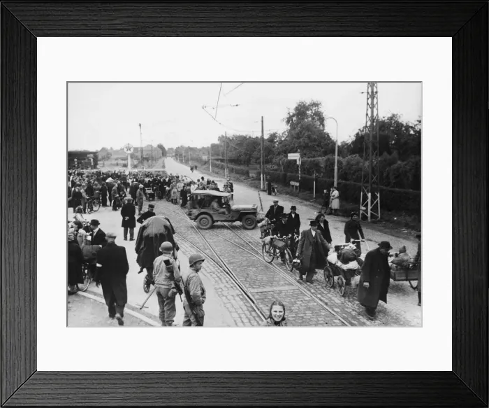Framed Print : Civilians were ordered by the Germans to leave the Dutch town of Kerkrade Framed Print : Civilians were ordered by the Germans to leave the Dutch town of Kerkrade
