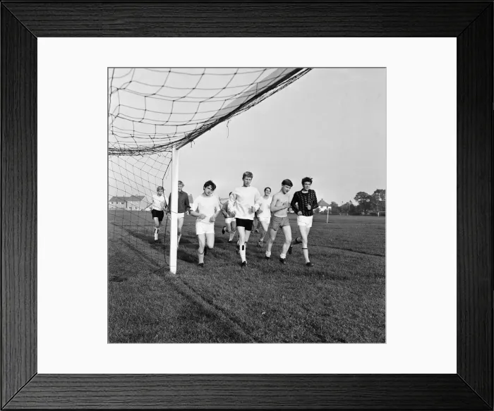 Framed Print : Cambridge City Schoolboys, Training Session, Tuesday 5th October 1965