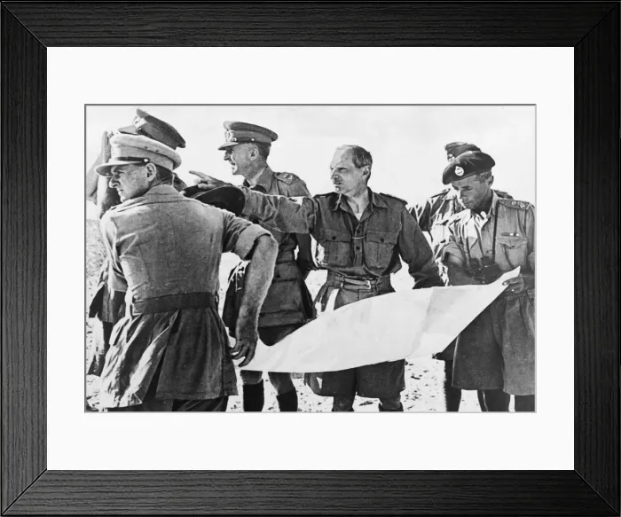 Framed Print : Lord Montgomery visiting the front in the western desert shortly after taking over Framed Print : Lord Montgomery visiting the front in the western desert shortly after taking over
