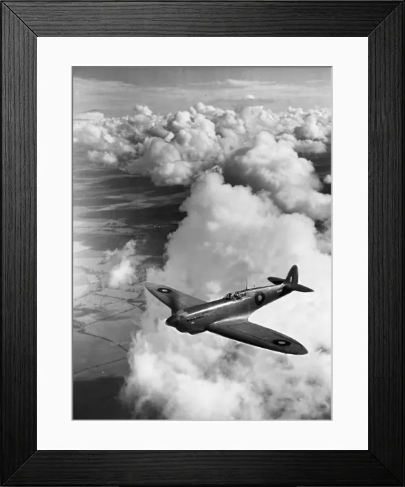 Framed Print : AN RAF Mark XI Spitfire in flight during the Second World War. 13th July 1944 Framed Print : AN RAF Mark XI Spitfire in flight during the Second World War. 13th July 1944