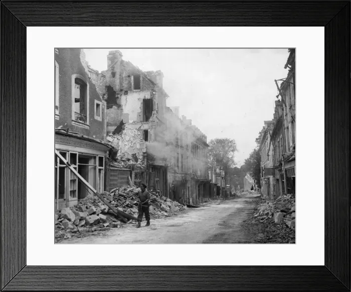 Framed Print : British and Canadian troops enter the liberated town of Falaise, Northern France Framed Print : British and Canadian troops enter the liberated town of Falaise, Northern France