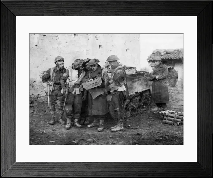 Framed Print : On the Adriatic sector of the Eighth Army front north of Faenza, Italy, Lieutenant G Framed Print : On the Adriatic sector of the Eighth Army front north of Faenza, Italy, Lieutenant G