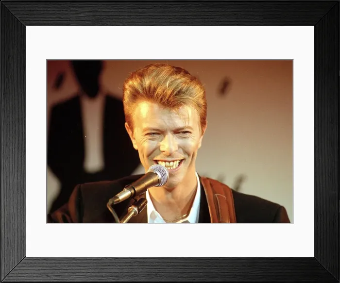 Framed Print : David Bowie at the press conference for the Sound + Vision Tour launch, Rainbow Theatre Framed Print : David Bowie at the press conference for the Sound + Vision Tour launch, Rainbow Theatre