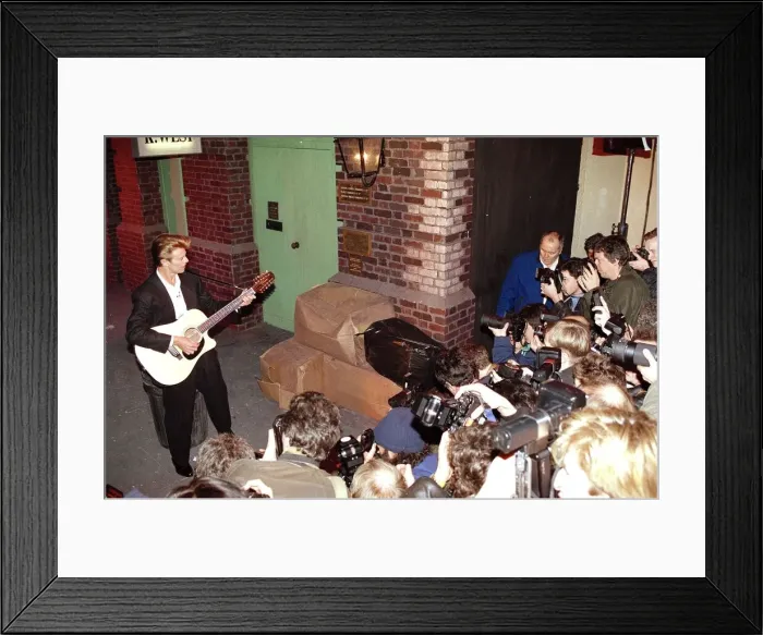 Framed Print : David Bowie at the press conference for the Sound + Vision Tour launch, Rainbow Theatre Framed Print : David Bowie at the press conference for the Sound + Vision Tour launch, Rainbow Theatre