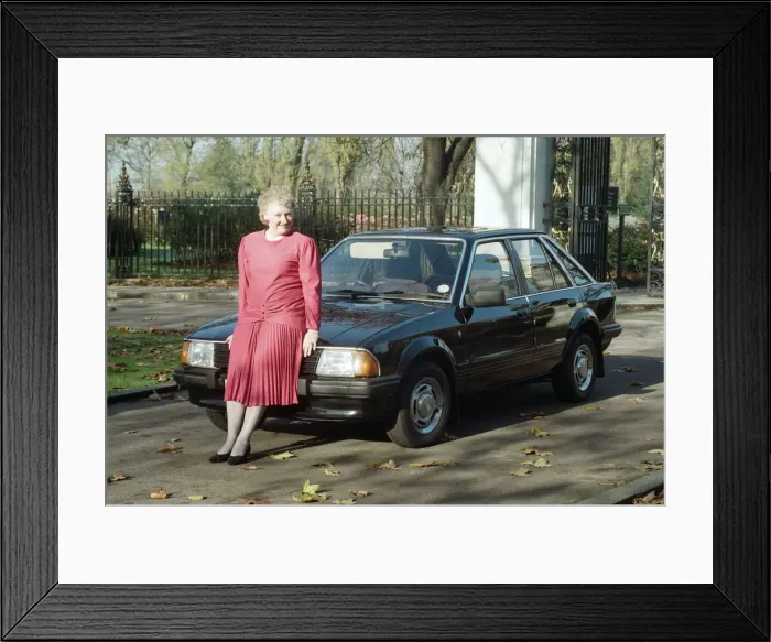 Framed Print : Irene Bean from Blackpool, who has won a Ford Escort Ghia which used to belong to
