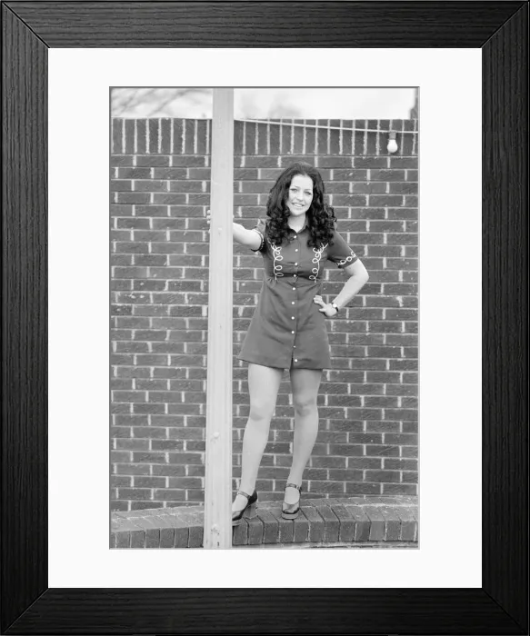 Framed Print : Barmaid from George IV Pub, on the High Street in Eston, 1973 Framed Print : Barmaid from George IV Pub, on the High Street in Eston, 1973