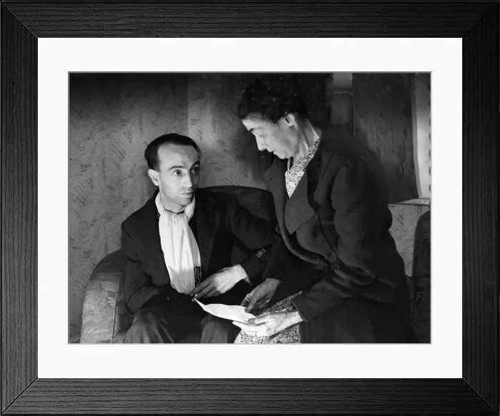 Framed Print : Wounded soldier Joe Miller at home with his mother after the Second World War Framed Print : Wounded soldier Joe Miller at home with his mother after the Second World War