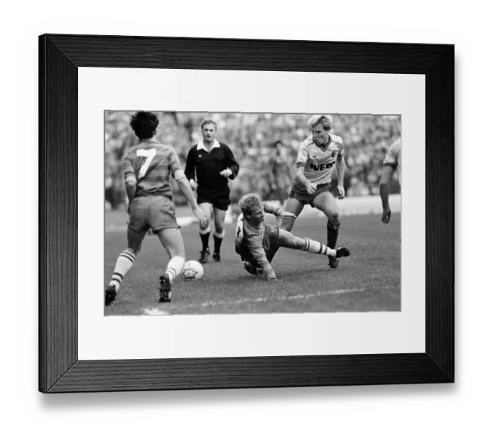 Framed Print : Chelsea 2 - 3 Watford, League Division One match held at Stamford Bridge