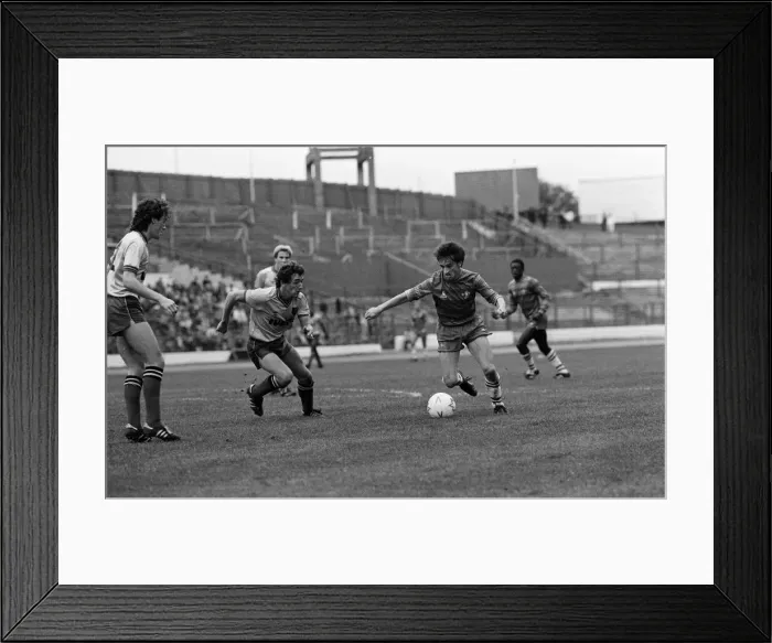 Framed Print : Chelsea 2 - 3 Watford, League Division One match held at Stamford Bridge Framed Print : Chelsea 2 - 3 Watford, League Division One match held at Stamford Bridge