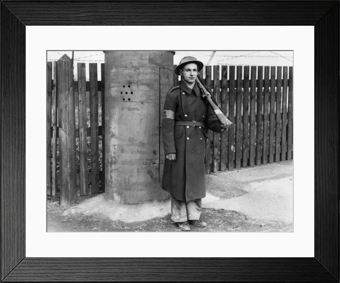 Framed Print : Glyn Jones of the Newport Home Guard during the Second World War. Circa 1941 Framed Print : Glyn Jones of the Newport Home Guard during the Second World War. Circa 1941