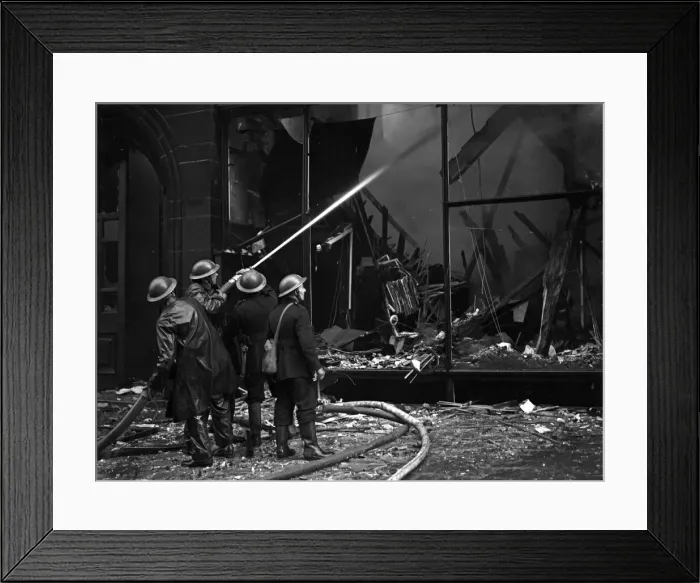Framed Print : Manchester, United Kingdom, pictures taken during The Blitz in World War Two Framed Print : Manchester, United Kingdom, pictures taken during The Blitz in World War Two