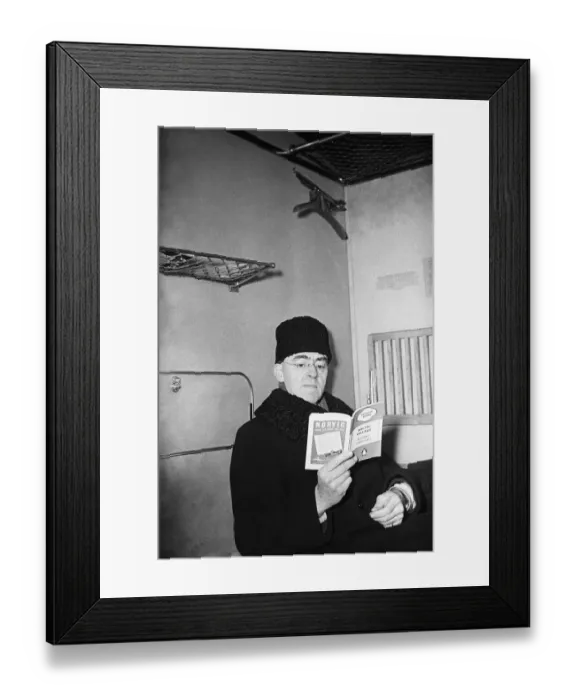 Framed Print : Sir Richard Stafford Cripps, CH, QC, FRS was a British Labour Party politician, barrister Framed Print : Sir Richard Stafford Cripps, CH, QC, FRS was a British Labour Party politician, barrister