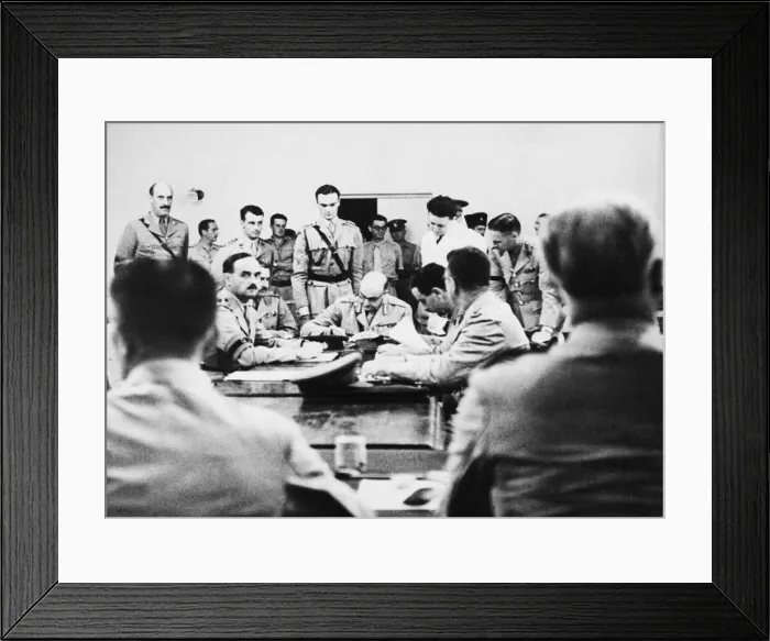 Framed Print : Signing of the peace convention between the government of Syria Framed Print : Signing of the peace convention between the government of Syria