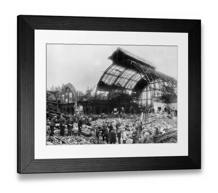 Framed Print : Picture shows the damage caused to the terminus station at Middlesbrough after a direct