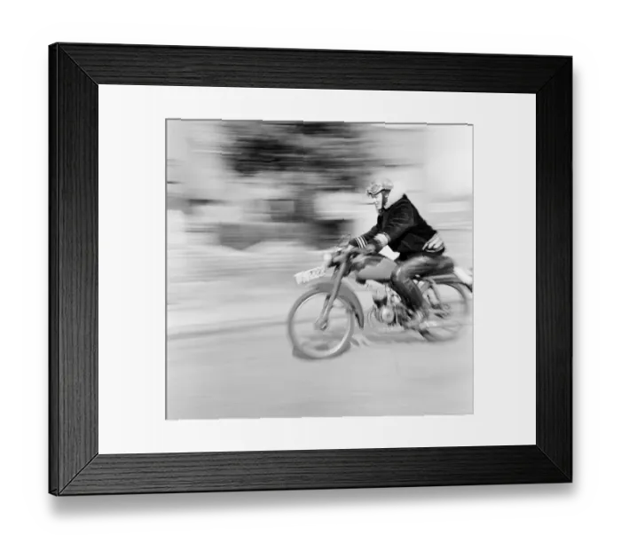 Framed Print : Fee £75 for online and £150 for print Beryl Swain