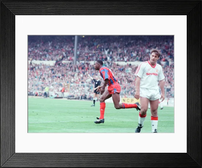Framed Print : Crystal Palace 3-3 Manchester United, FA Cup Final, Wembley Stadium Framed Print : Crystal Palace 3-3 Manchester United, FA Cup Final, Wembley Stadium