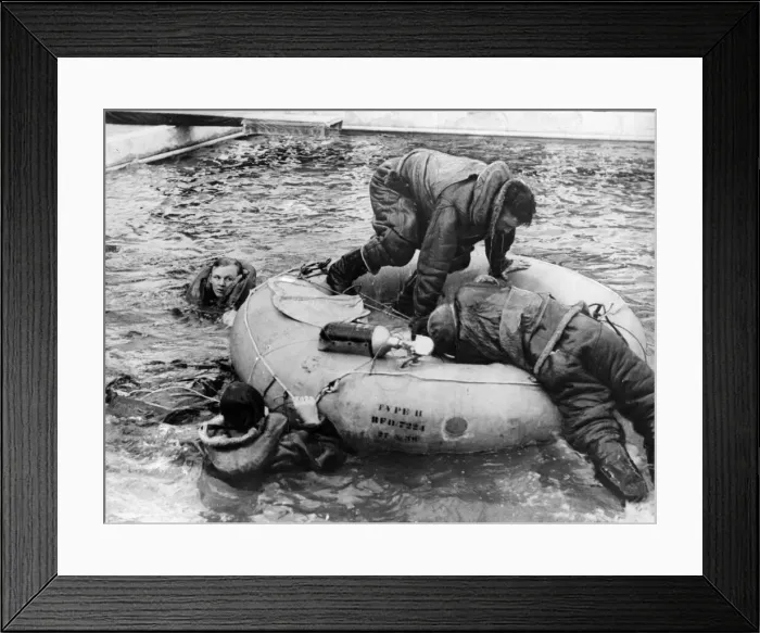 Framed Print : The lives of many airmen whose aircraft have been forced down in the sea have been saved Framed Print : The lives of many airmen whose aircraft have been forced down in the sea have been saved