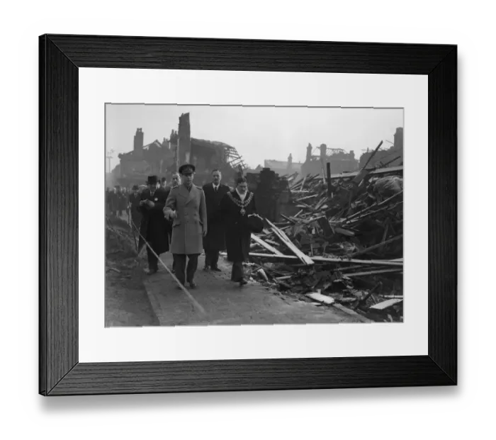 Framed Print : King George VI tours the bomb shattered areas of Birmingham following the city suffering