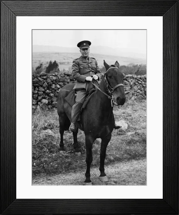 Framed Print : War Correspondents have paid a visit to a Mountain Battery of the Royal Artillery in Framed Print : War Correspondents have paid a visit to a Mountain Battery of the Royal Artillery in