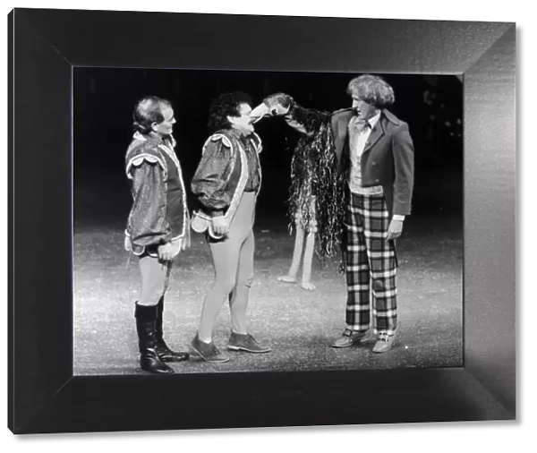 Rod Hull and Emu seen here on stage with Tommy Canon and Bobby Ball during a performance
