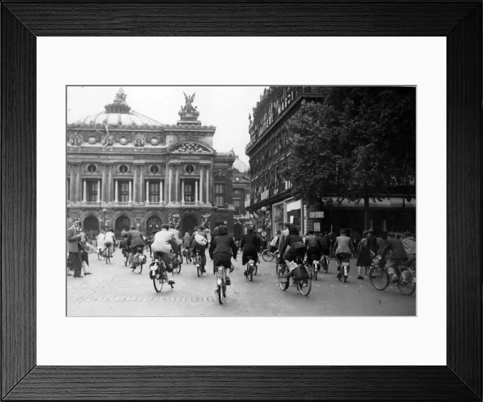 Framed Print : Paris Opera House. September 1944 Framed Print : Paris Opera House. September 1944