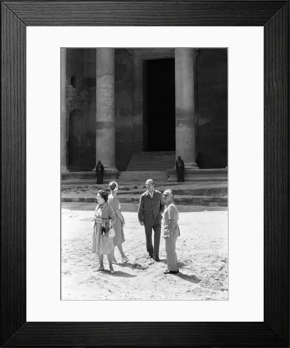 Framed Print : Royal visit to Jordan. Queen Noor of Jordan, Prince Philip, Duke of Edinburgh Framed Print : Royal visit to Jordan. Queen Noor of Jordan, Prince Philip, Duke of Edinburgh
