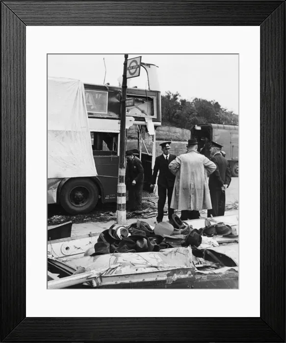 Framed Print : Damage to York Road caused by a flying bomb during the Second World War Framed Print : Damage to York Road caused by a flying bomb during the Second World War