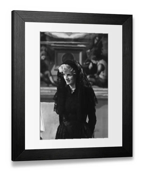 Framed Print : Prince Charles, Prince of Wales and Diana, Princess of Wales meet Pope John Paul II