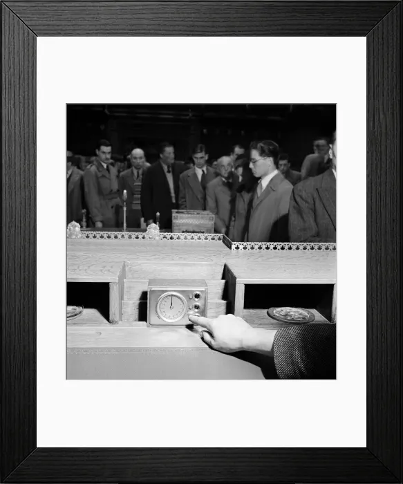 Framed Print : The new Chamber of the House of Commons, which will be opened on the 26th October Framed Print : The new Chamber of the House of Commons, which will be opened on the 26th October