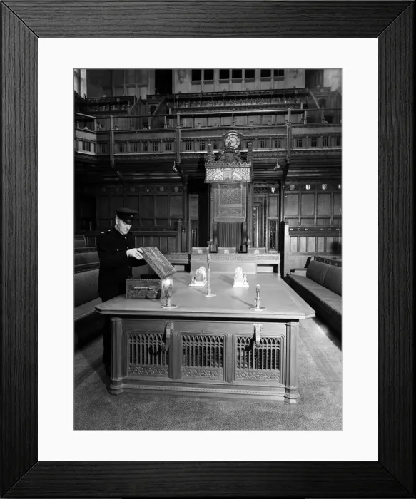 Framed Print : 01470165 Framed Print : 01470165