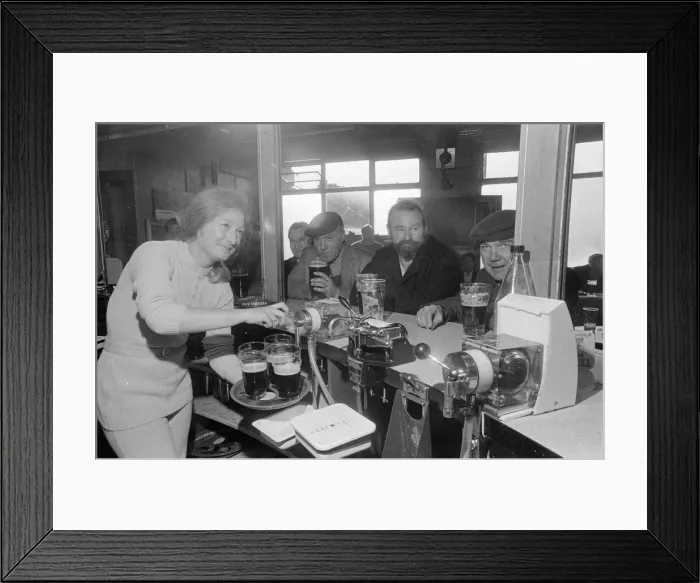 Framed Print : Carol Birchall, Barmaid at Teesside Social Club, Middlesbrough, 1971