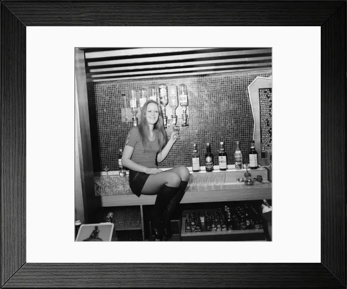 Framed Print : Barmaid at Mecca Bingo Hall, Middlesbrough, 1972, Photocall Framed Print : Barmaid at Mecca Bingo Hall, Middlesbrough, 1972, Photocall