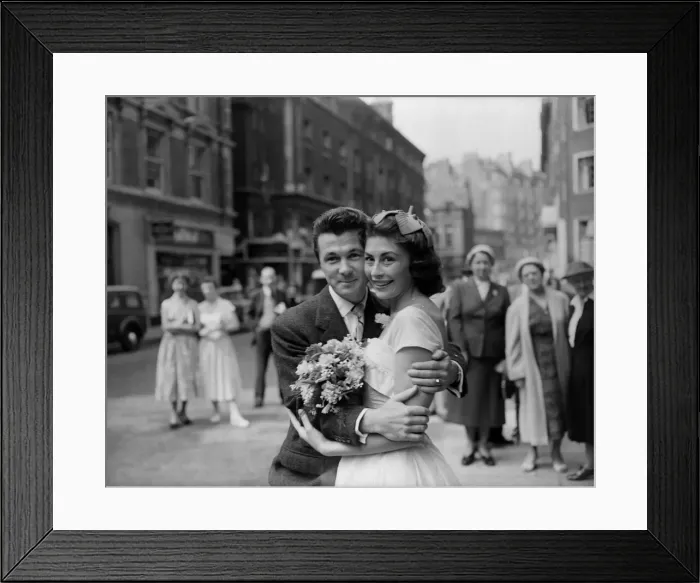 Framed Print : Actress Nanette Newman, 21, marries actor and writer Bryan Forbes Framed Print : Actress Nanette Newman, 21, marries actor and writer Bryan Forbes