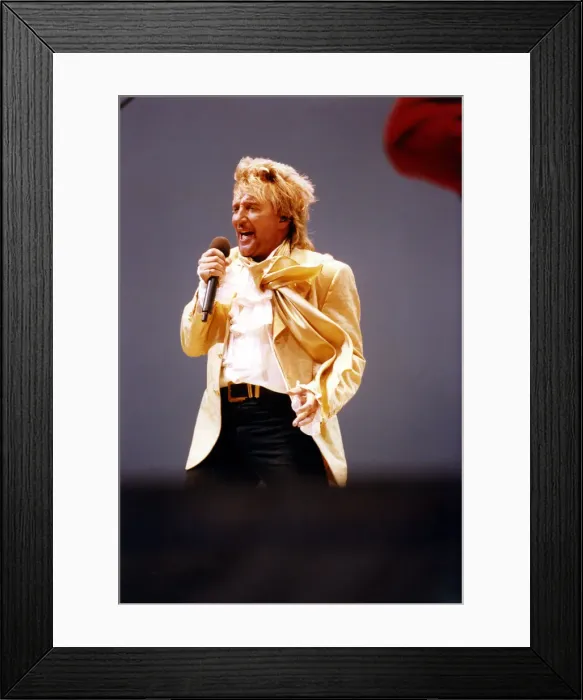 Framed Print : Singer Rod Stewart performs in concert at Gateshead International Stadium, Tyne and Wear Framed Print : Singer Rod Stewart performs in concert at Gateshead International Stadium, Tyne and Wear