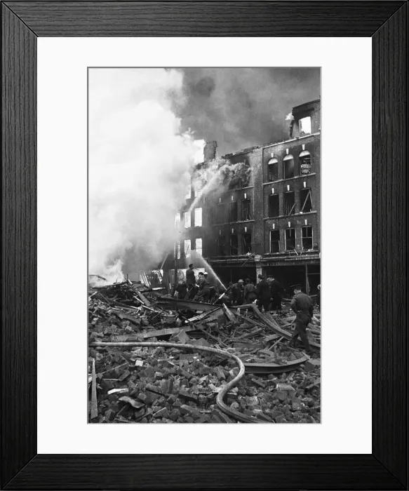 Framed Print : Fire fighters and emergency workers fight a fire at Brown Brothers, Great Eastern Street Framed Print : Fire fighters and emergency workers fight a fire at Brown Brothers, Great Eastern Street
