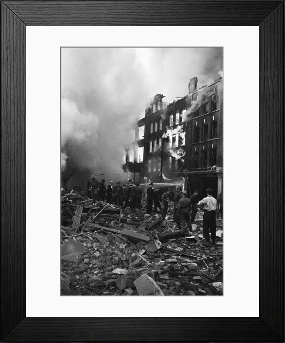 Framed Print : Fire fighters and emergency workers fight a fire at Brown Brothers, Great Eastern Street Framed Print : Fire fighters and emergency workers fight a fire at Brown Brothers, Great Eastern Street