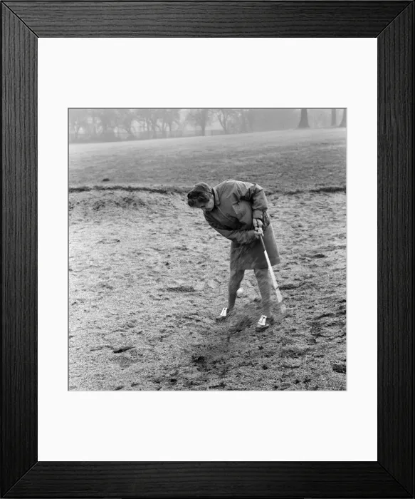 Framed Print : 72 year old female gold champion Violet Russ, at Whitewebbs Golf Course, Enfield Framed Print : 72 year old female gold champion Violet Russ, at Whitewebbs Golf Course, Enfield