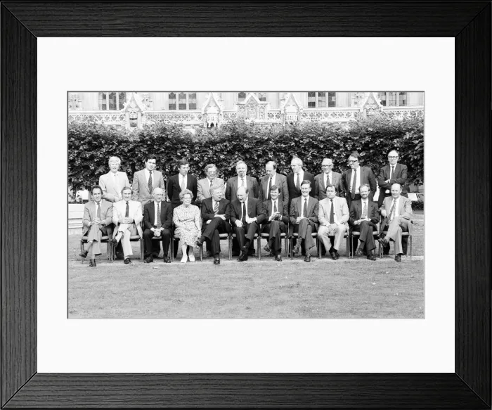 Framed Print : 1987 Labour Party Shadow Cabinet, Neil Kinnock unveils his new lineup, Photocall