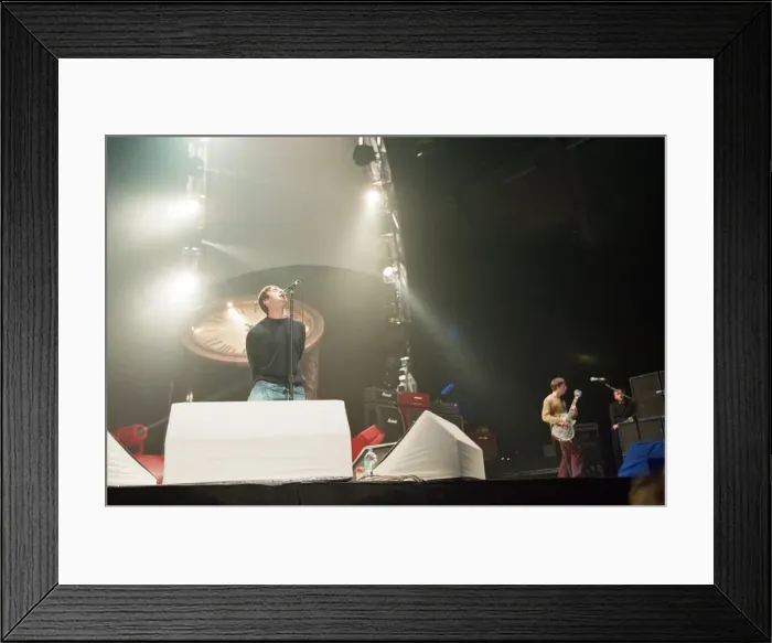 Framed Print : Liam Gallagher and Noel Gallagher of Oasis performing at Newcastle Arena during their Be Framed Print : Liam Gallagher and Noel Gallagher of Oasis performing at Newcastle Arena during their Be