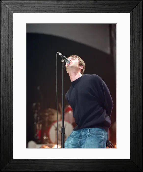 Framed Print : Liam Gallagher of Oasis performing at Newcastle Arena during their Be Here Now Tour Framed Print : Liam Gallagher of Oasis performing at Newcastle Arena during their Be Here Now Tour