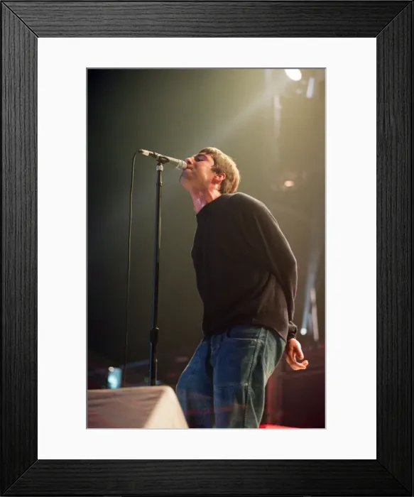 Framed Print : Liam Gallagher of Oasis performing at Newcastle Arena during their Be Here Now Tour Framed Print : Liam Gallagher of Oasis performing at Newcastle Arena during their Be Here Now Tour